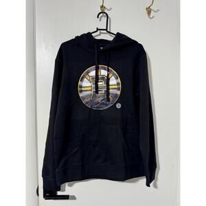 Men's Black Boston Bruins Midnight Mascot Pullover Hoodie Medium